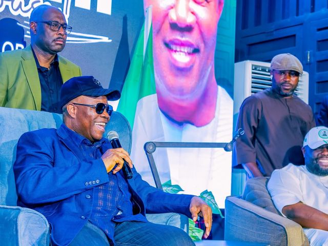 Akpabio Engages Nigerian Youths Post Picture